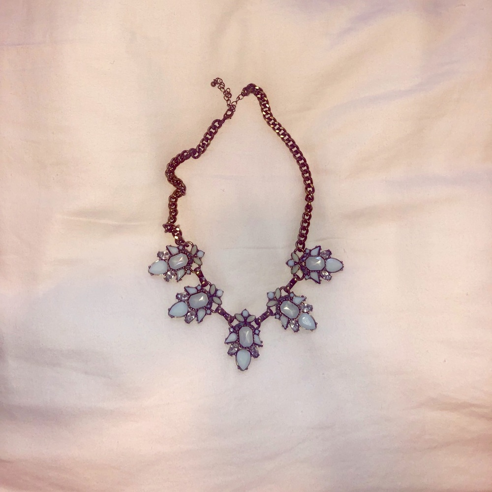 Vici Necklace